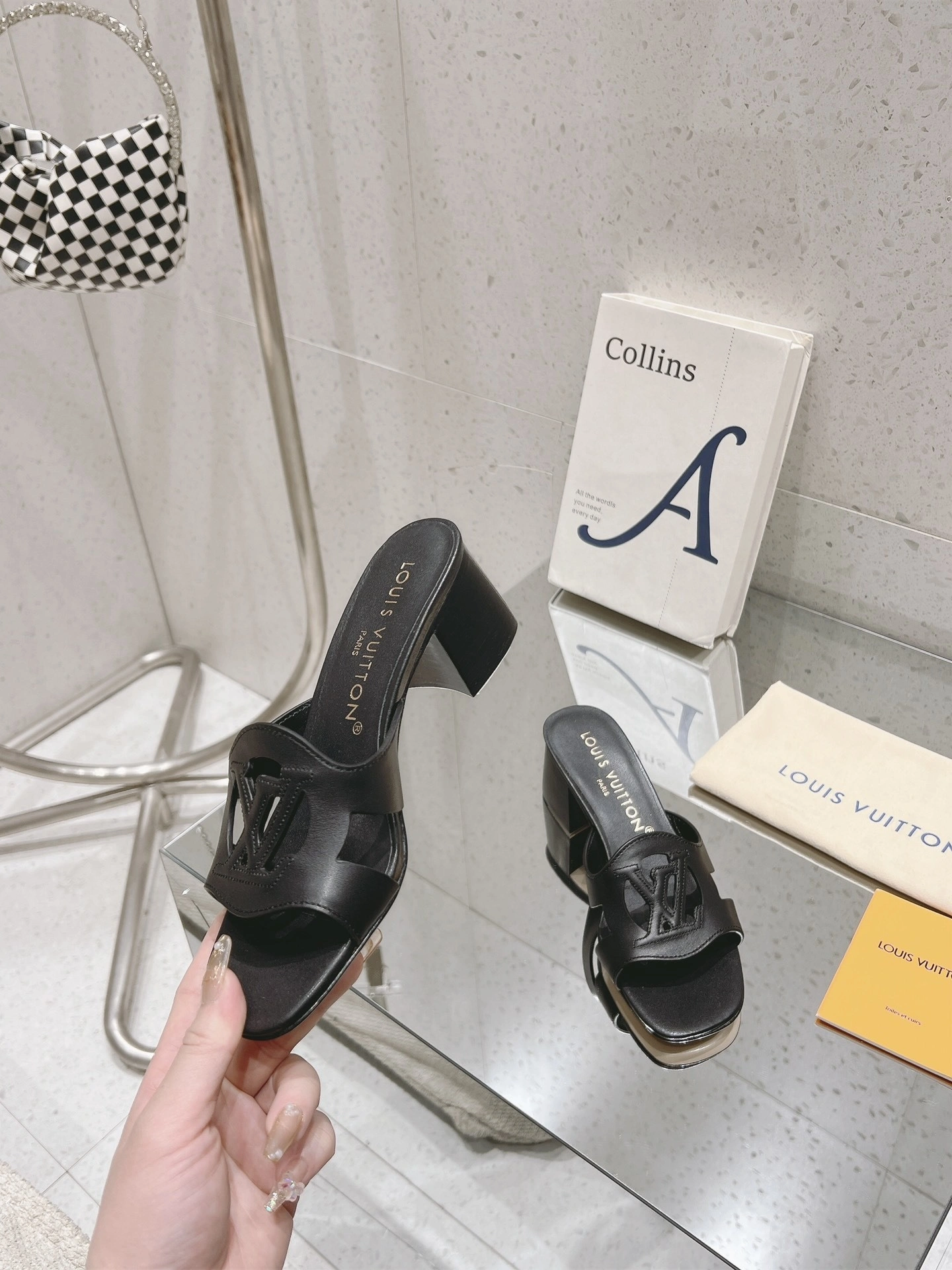 COCO-- 8V 1ACG4K sheepskin Calfskin Heel height：5.5CM Isola item:D-X000I0333